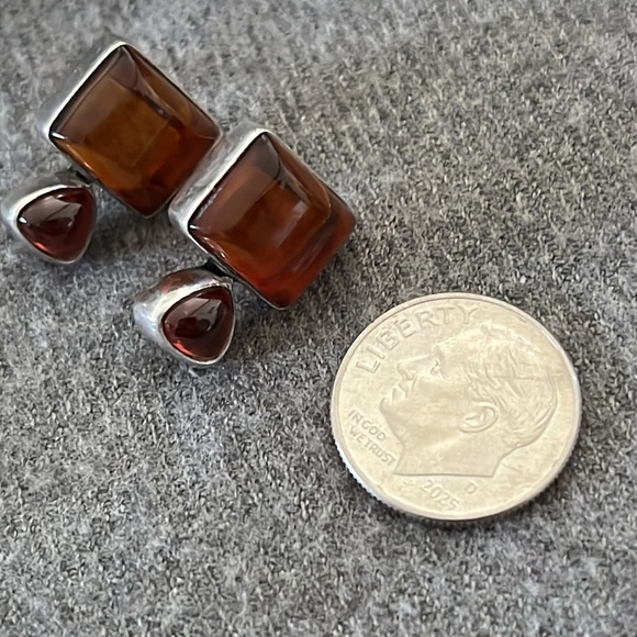 Vintage LB Sterling Amber & Garnet Earrings - Picture 5 of 8